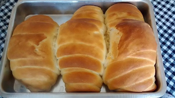 Receita de Pão Caseiro fofinho da vovó com fermento Seco